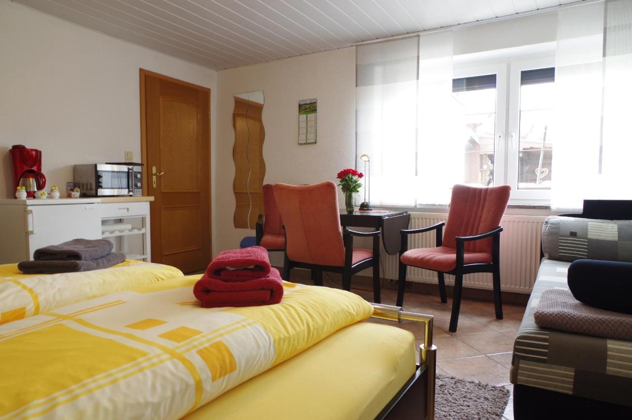 Gaestehaus Gaens - Ferienzimmer Schirgiswalde-Kirschau Екстериор снимка